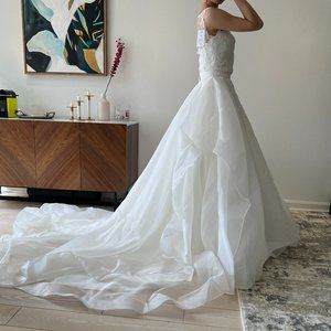 Brand new Organza Convertible Wedding Dress